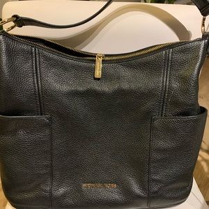 Authentic! Michael Kors leather handbag